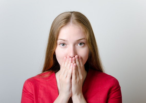 причины неприятного запаха изо рта